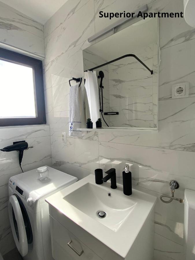 Apartments Zivko Малинска Экстерьер фото