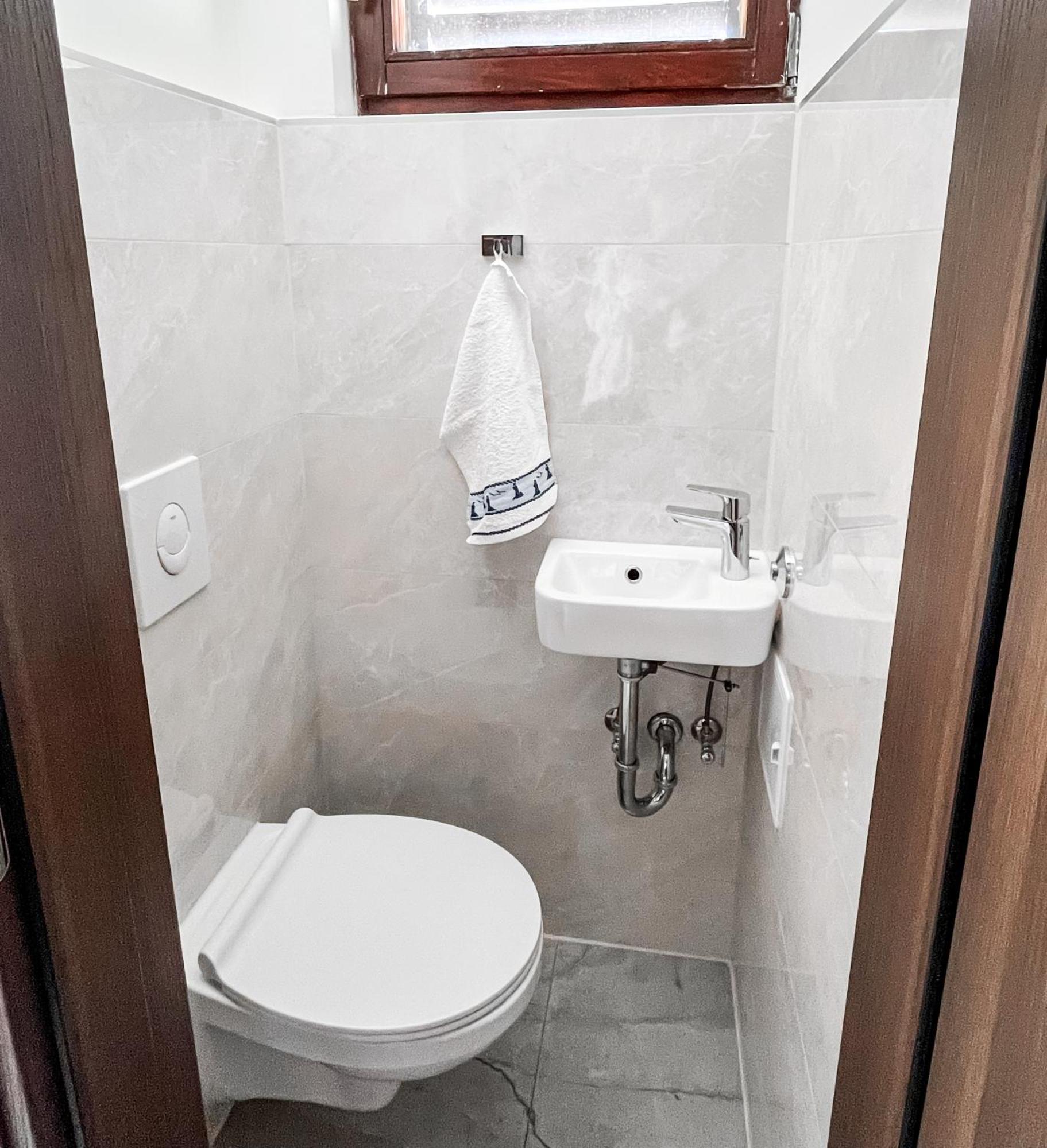 Apartments Zivko Малинска Экстерьер фото